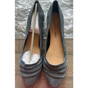 Naked Feet Naos Suede Flats in Slate Gray – Size M100 (US 10)